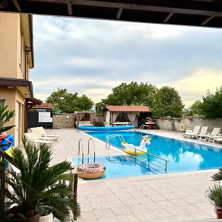 بيت ضيافة Byala 4*
