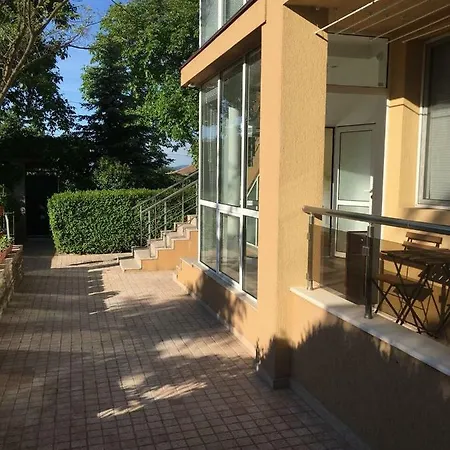 بيت ضيافة Byala